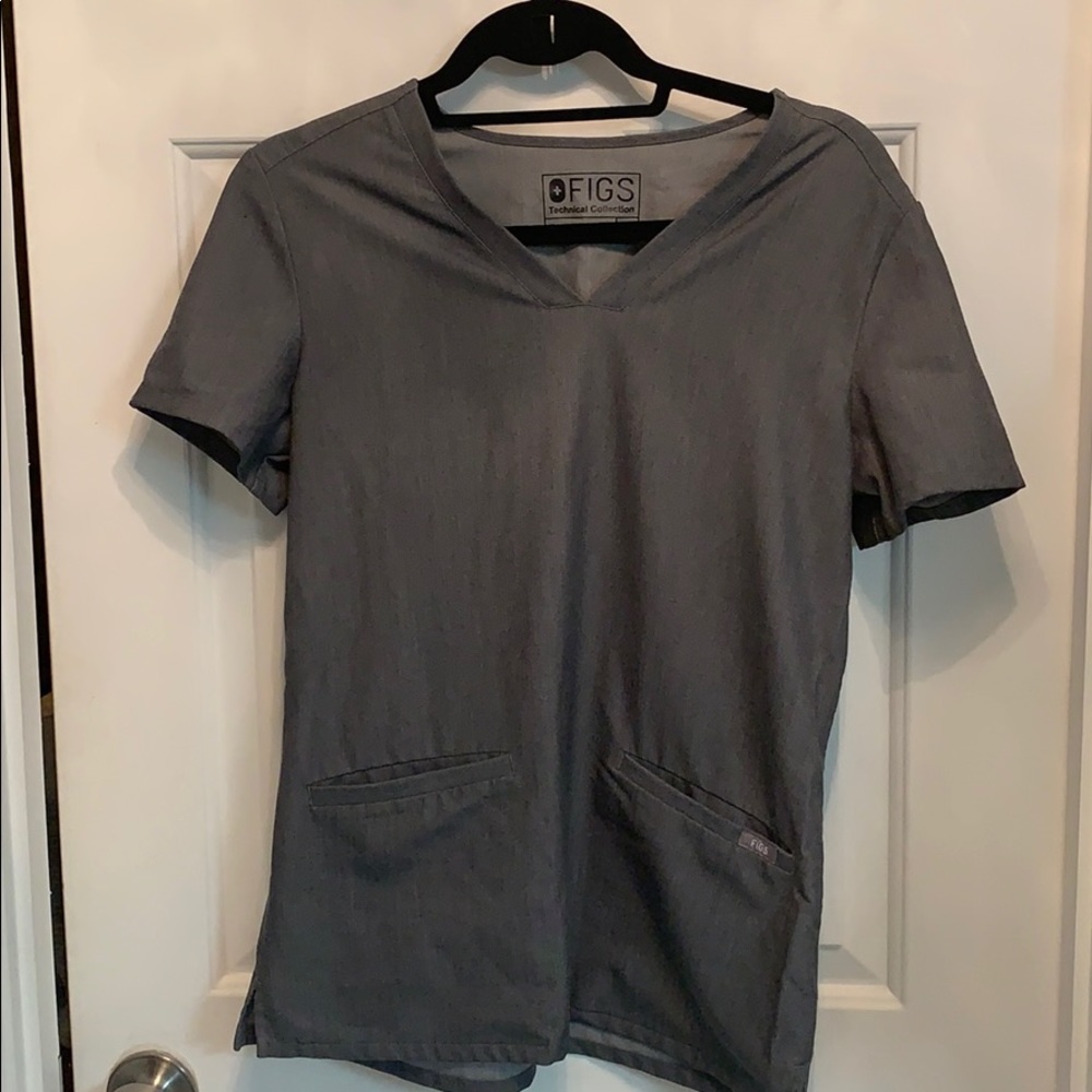 Figs XS scrub top
